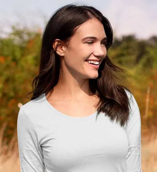 Moteriški marškinėliai ilgomis rankovėmis - Gilesnė apvali iškirptė