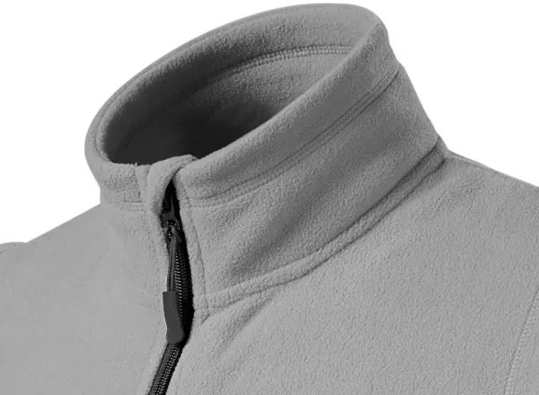 Liemenė iš kontrasto - Pakelta apykaklė apsaugo kaklą nuo šalčio