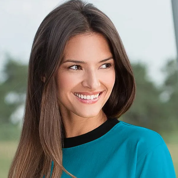 Dviejų spalvų medvilniniai marškinėliai - Kontrastinga apvali iškirptė