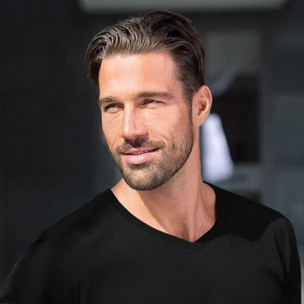 Vyriški aptempti marškinėliai - V formos iškirptė