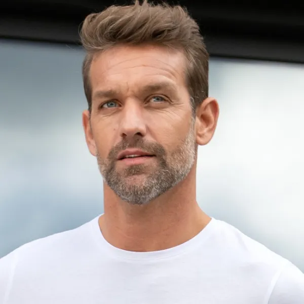 Išskirtiniai vyriški marškinėliai - Klasikinė apvali iškirptė